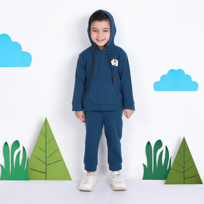 "Cozy Cool: Hoodie T-Shirt and Jogger Set for Kids!"